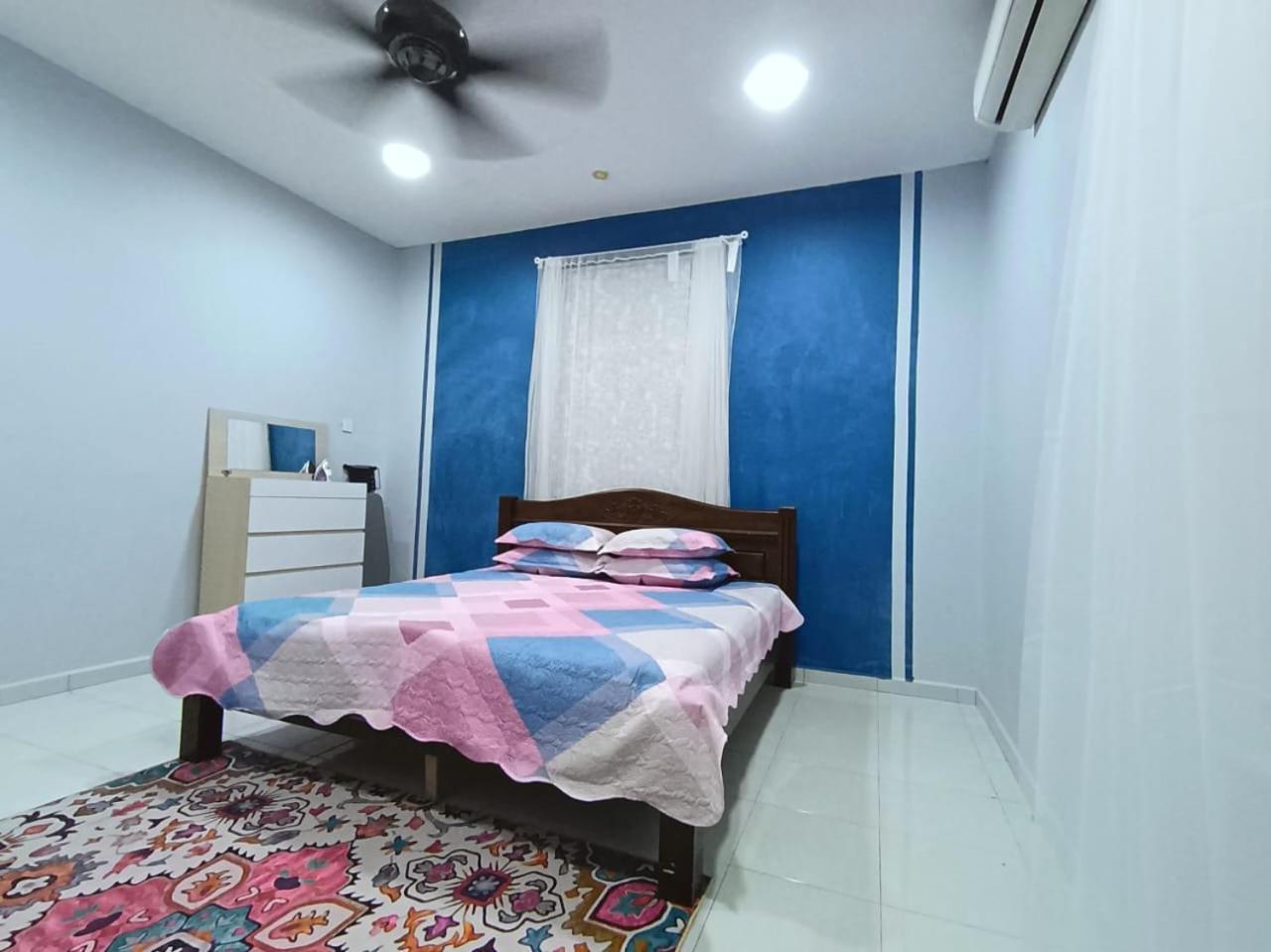 Ebnur Homestay Arau Exterior foto